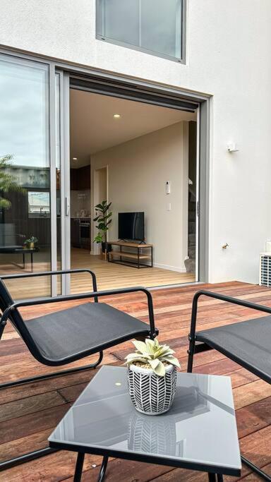 Hop, Skip, Jump To The ! Apartamento Christchurch